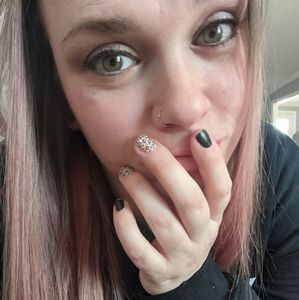 Meet your Posher, Kelli